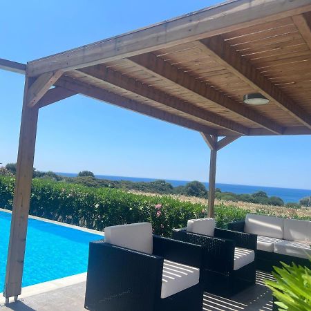 White Blue Villa ラクハニア エクステリア 写真