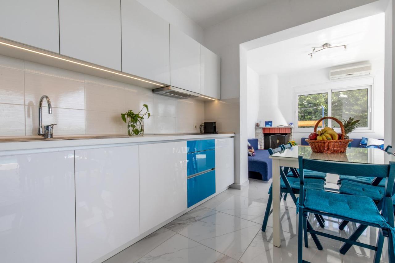 White Blue Villa ラクハニア エクステリア 写真