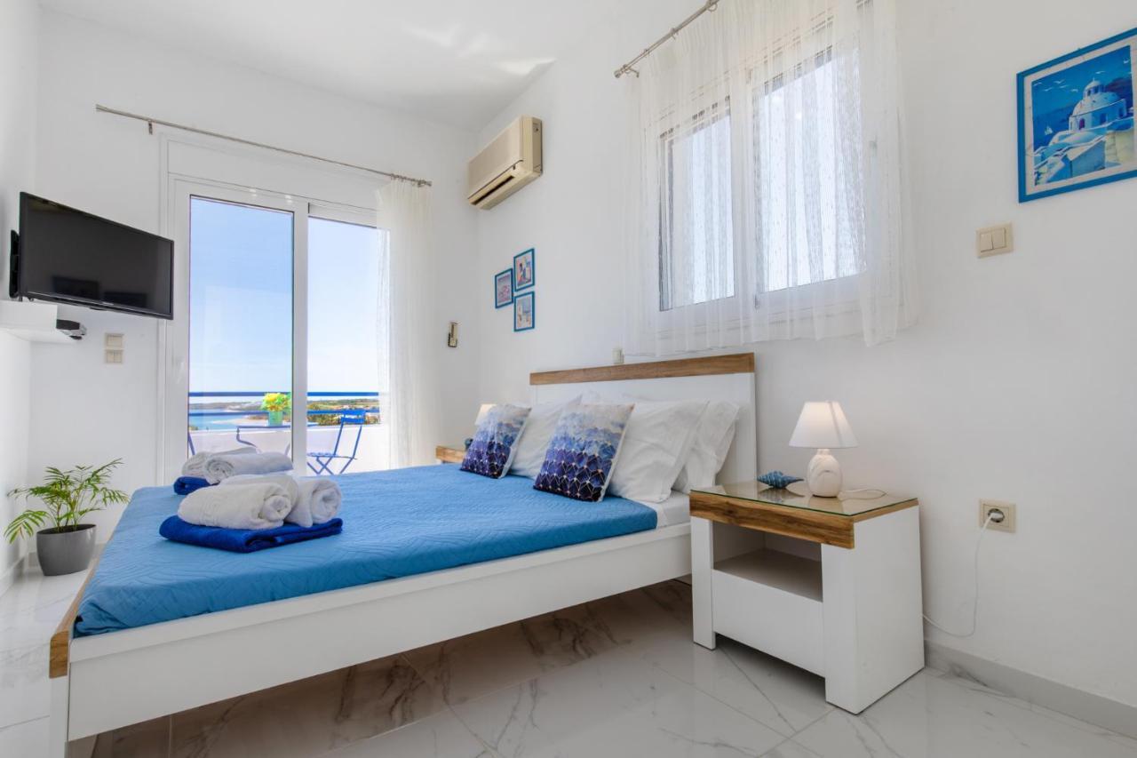 White Blue Villa ラクハニア エクステリア 写真