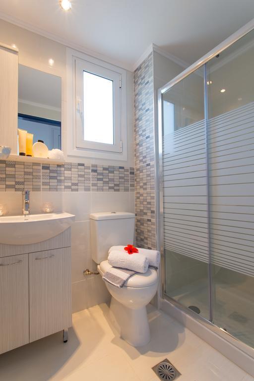 White Blue Villa ラクハニア エクステリア 写真