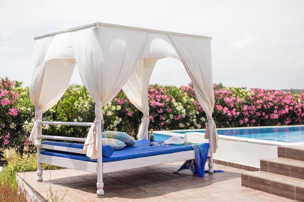 White Blue Villa ラクハニア エクステリア 写真